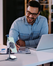 Load image into Gallery viewer, Dual Wireless Charger